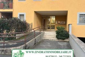 Appartamento di 80 m² con 3 locali e box auto a Ro