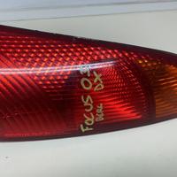STOP FANALE POSTERIORE DESTRO FORD Focus Berlina 1
