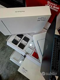 MACBOOK AIR DA 15" 16RAM/256GB M3 nuovi