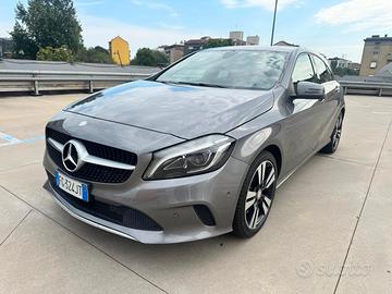 MERCEDES CLASSE A. 250 BENZINA AUTOMATICO 