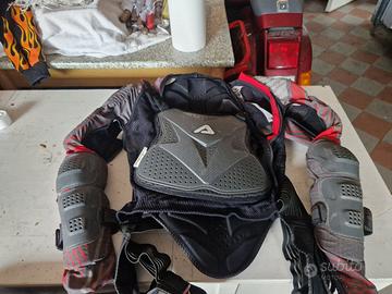 Stivali da motocross e pettorina