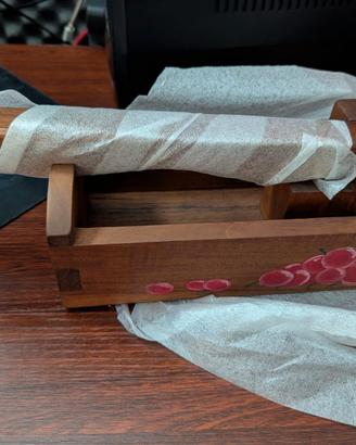 Schiaccianoci Artigianale in Legno - Dipinto a Man