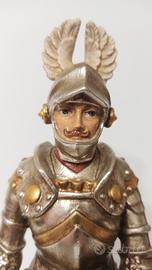 soldatino statua di crociato di legno 