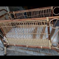 CULLA  DI VIMINI CON MATERASSO 