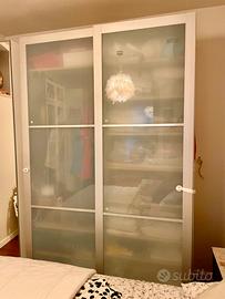 3 Armadi ikea (2 ante scorrevoli + 1 anta specchio