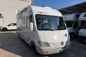 FRANKIA 6.60 MERCEDES AUTOMATICO LETTO BASCULANTE