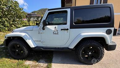 Jeep Wrangler Sahara