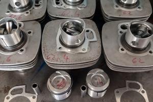 morini 350 pistoni nuovi sciamm e cilindri 