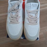 scarpe vestibilità n. 42