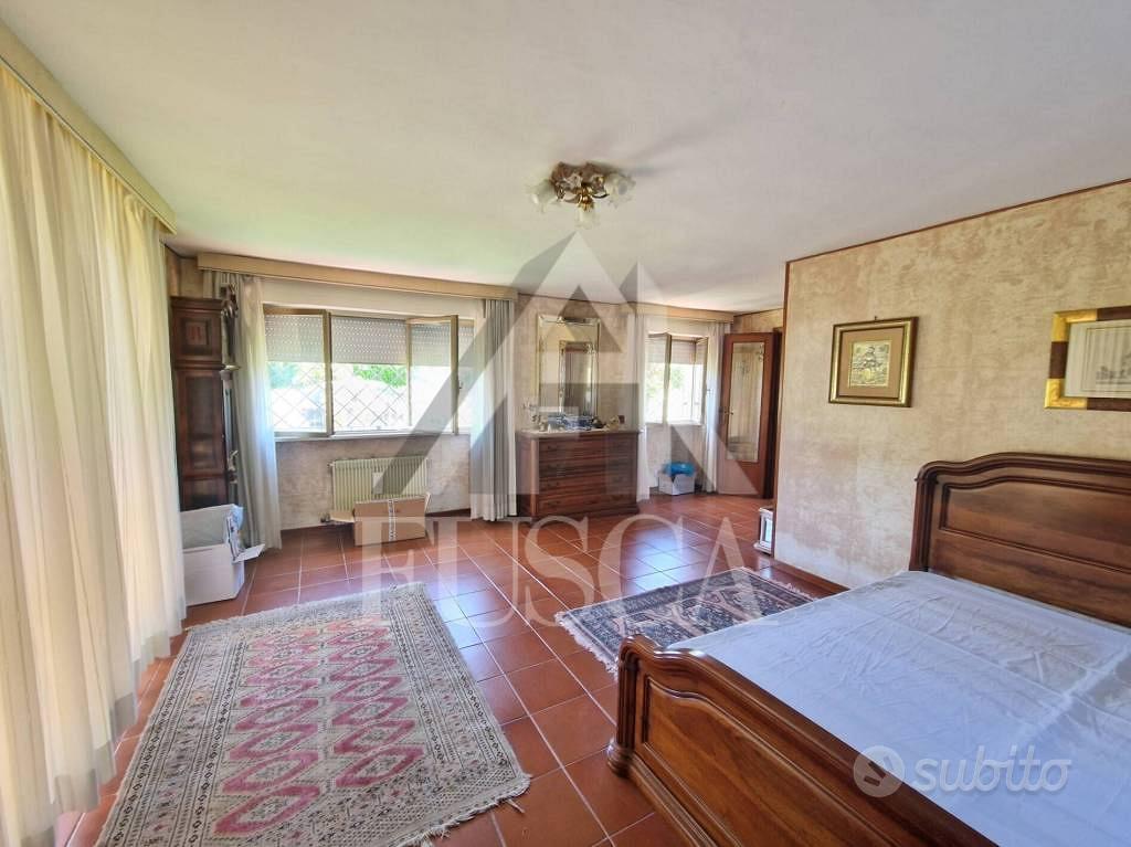 Casa – Lucca, Corte Pistelloni, Sant'Angelo in Campo - Vista 2