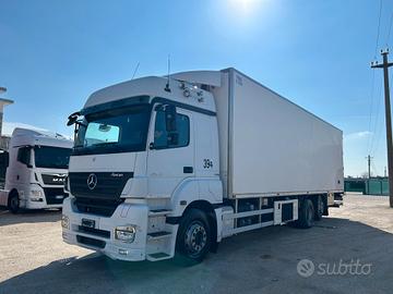 Mercedes Axor 2536 frigo con sponda