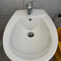 Sanitari wc + bidet e rubinetto