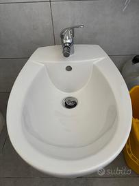 Sanitari wc + bidet e rubinetto