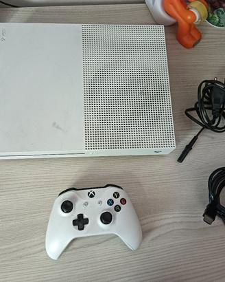 XBOX ONE S+ 9 GIOCHI INCLUSI