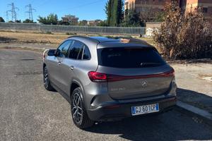 Mercedes eqa 250