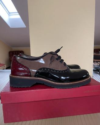 Mocassino stringato