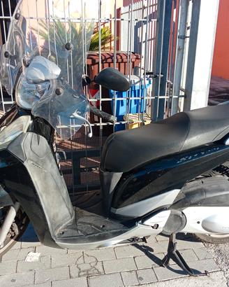 Honda SH 300