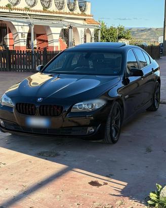 BMW 525