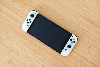 Switch oled + giochi
