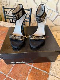 Scarpe Nero Giardini estive