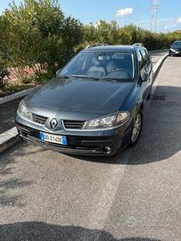 Renault Laguna (LEGGERE BENE)