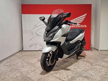 Honda Forza 125