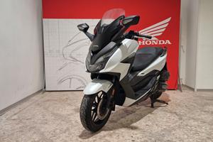 Honda Forza 125