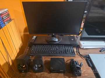 postazione completa pc msi come in foto 