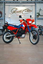Honda XL 600 anno 1987 conservata