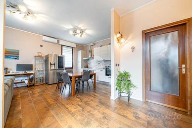 VILLA SINGOLA A LAVAGNO