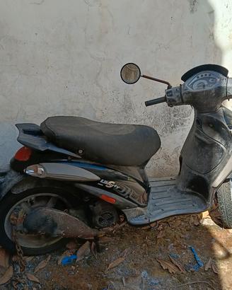 Moto Liberty Piaggio 200 sport 2006