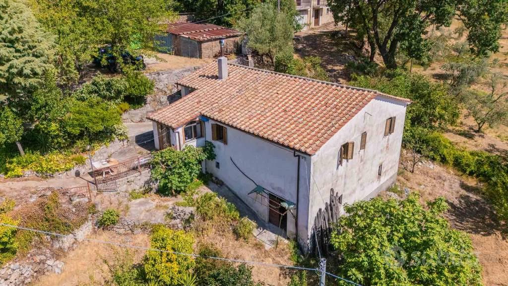 Rustico / Casale di 222 m² con 5 locali a Casperia - Vista 5