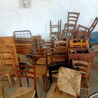 Attrezzi agricoli e arredamento rurale d' epoca