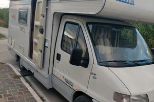 Camper Mansardato