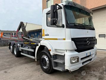 MB AXOR 2533 Camion/ Scarrabile