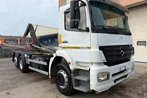 MB AXOR 2533 Camion/ Scarrabile