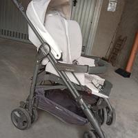 Trio Inglesina: passeggino, navicella, ovetto. 