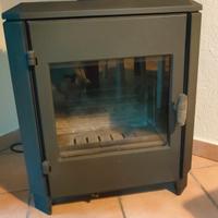 stufa in ghisa Invicta caolo