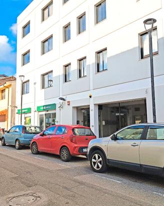 Centro- Ufficio al piano primo