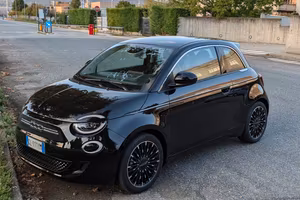 Fiat 500e La Prima by Bocelli