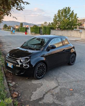 Fiat 500e La Prima by Bocelli