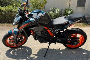 KTM Duke 890 R
