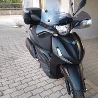 Piaggio Beverly 400 - 2024