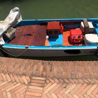 Boston Whaler 13 + motore