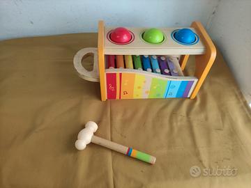 Banco delle palline con xilofono per bambini