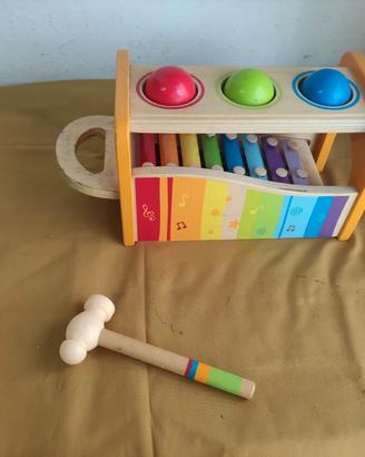 Banco delle palline con xilofono per bambini