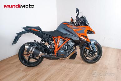 KTM 1290 SUPER DUKE GT - 2022