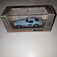 Modellino FERRARI 1/43