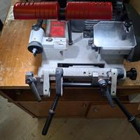 Duplicatrice Chiavi Doppia Mappa e Pompa