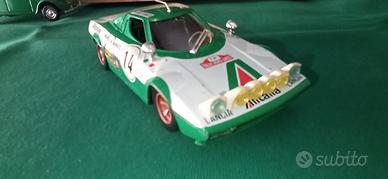 Lancia stratos 1,24 martoys / Burago 